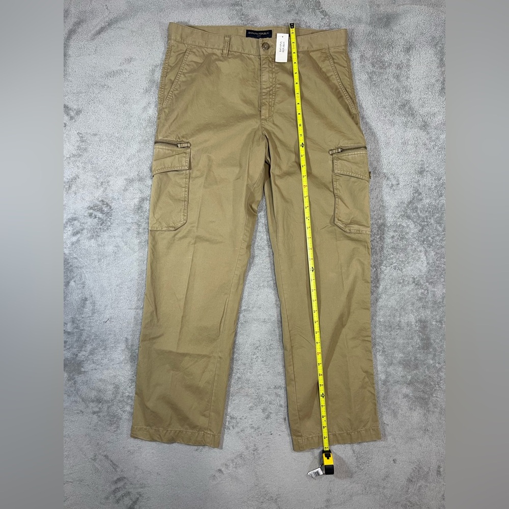 Banana Republic Men's Beige Cotton Cargo Pants Button Zip Pockets Casual